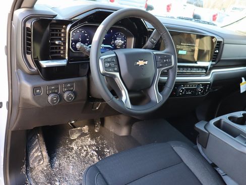 New 2026 Chevrolet Silverado 1500 LT image 5