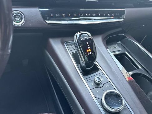 Used 2021 Cadillac Escalade Sport Platinum AWD/4WD image 21