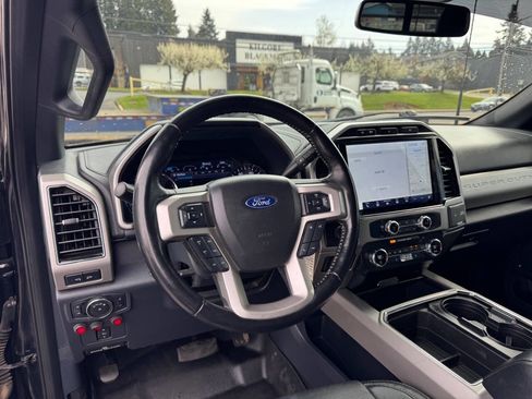 Used 2022 Ford F450 Lariat w/ Lariat Value Package image 7