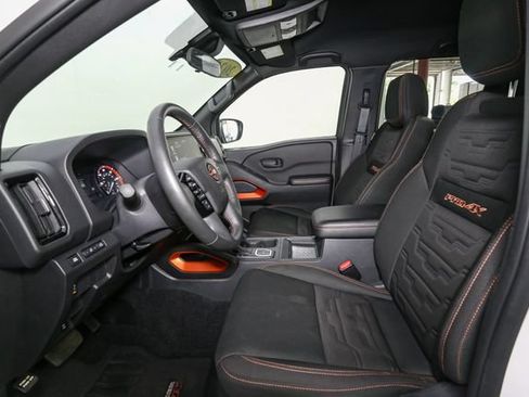 Used 2026 Nissan Frontier PRO-4X AWD/4WD image 35