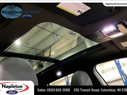 Used 2025 Volkswagen Tiguan SEL R-Line AWD/4WD image 23
