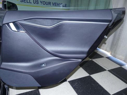 Used 2018 Tesla Model S 100D image 23