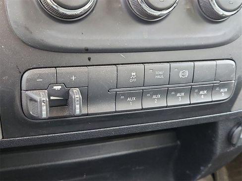 Used 2017 RAM 4500 Tradesman w/ Power & Remote Entry Group image 22