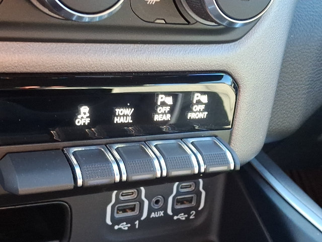 Used 2022 RAM 1500 Big Horn AWD/4WD image 22
