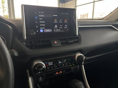 Used 2025 Toyota RAV4 LE image 21