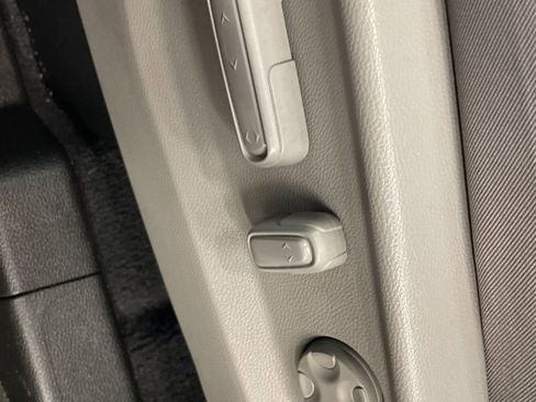 Used 2019 Honda Odyssey EX image 18