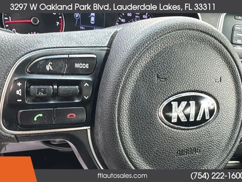 Used 2017 Kia Optima LX FWD image 23