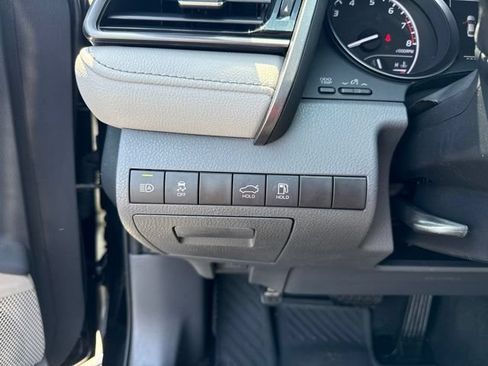 Certified 2021 Toyota Camry SE FWD image 26