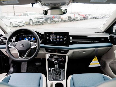 New 2026 Volkswagen Jetta SE image 36