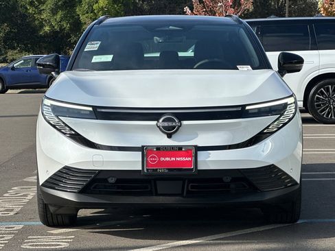 New 2026 Nissan Leaf Platinum+ w/ Cargo Package (Platinum+) image 9