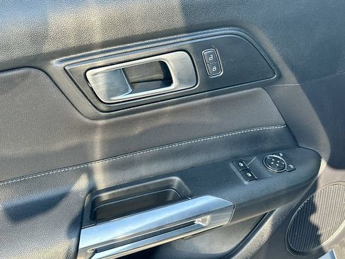 Used 2022 Ford Mustang GT RWD image 20