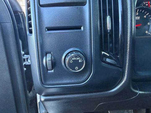 Used 2016 Chevrolet Silverado 1500 Custom w/ Custom Convenience Package image 16