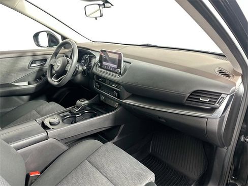 Used 2023 Nissan Rogue SV image 27