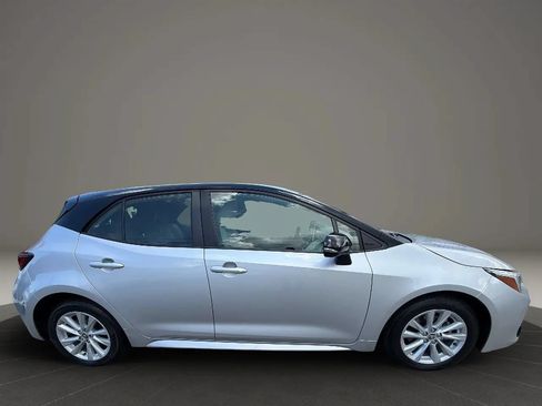 Used 2023 Toyota Corolla SE FWD image 4