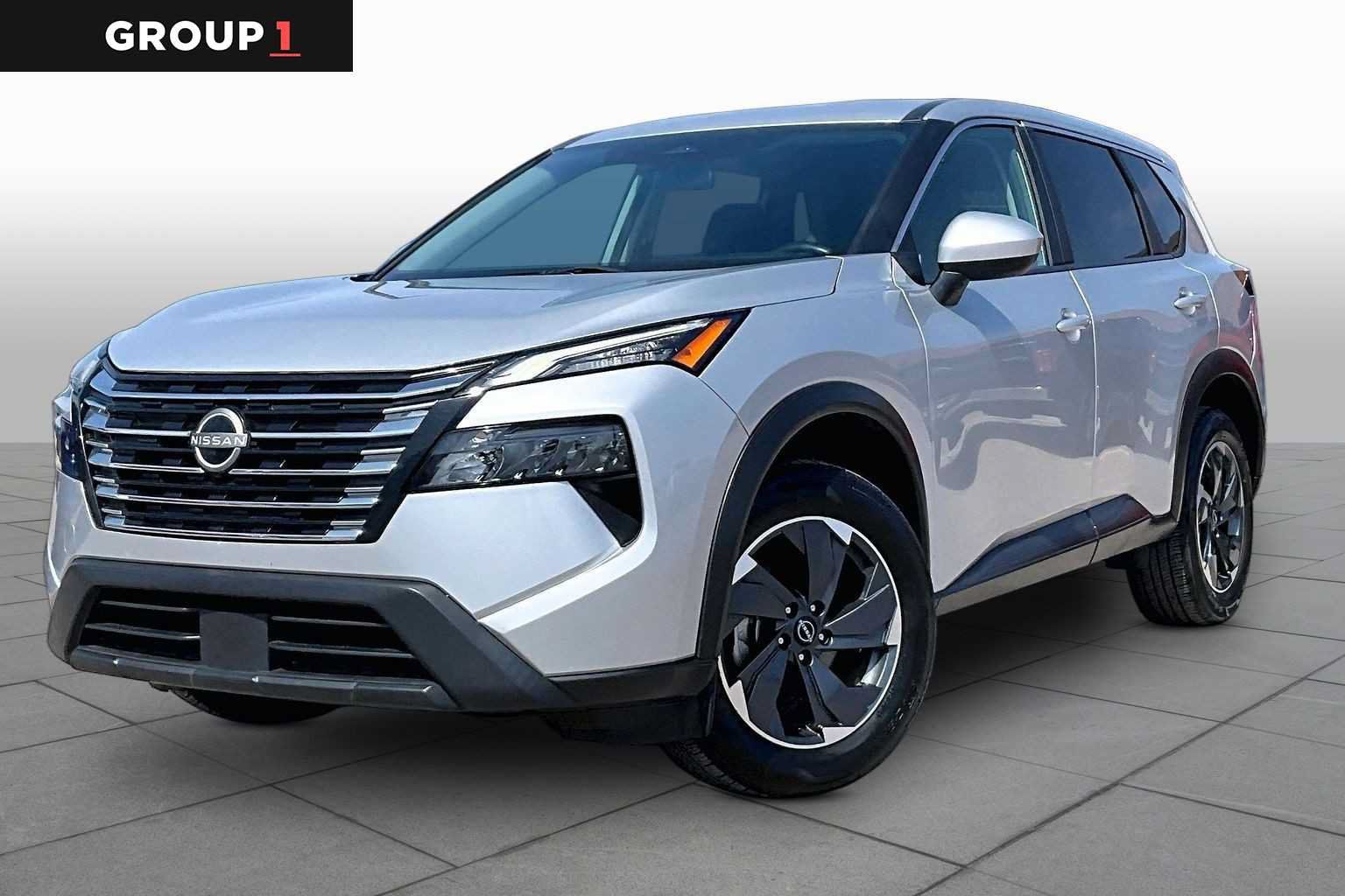 Used 2024 Nissan Rogue SV FWD image 1