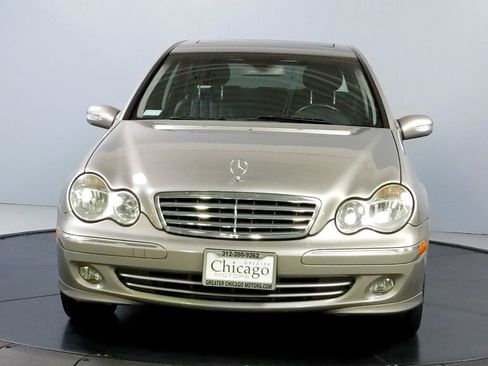 Used 2005 Mercedes-Benz C 320 4MATIC Sedan image 2