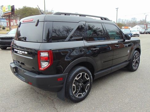 Used 2023 Ford Bronco Sport Outer Banks image 5