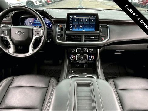 Used 2024 Chevrolet Suburban Z71 w/ Luxury Package image 7