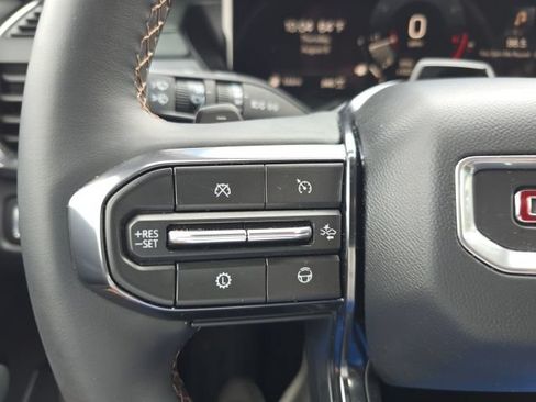 Used 2026 GMC Acadia AT4 w/ Super Cruise Package AWD/4WD image 20
