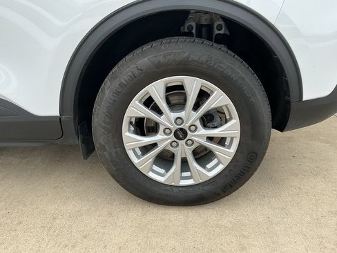 Used 2023 Ford Escape Active AWD/4WD image 6