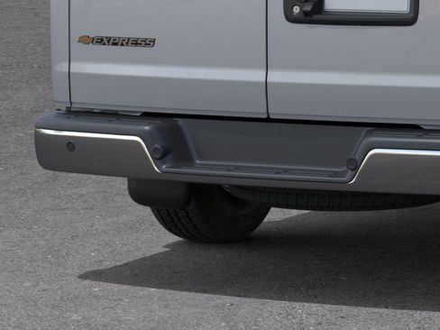 New 2026 Chevrolet Express 2500 RWD image 15