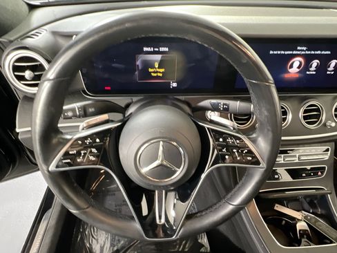 Used 2023 Mercedes-Benz E 350 4MATIC image 11