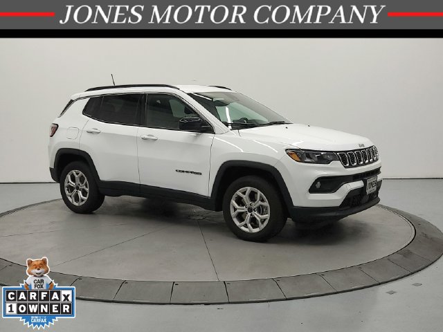 Used 2025 Jeep Compass Latitude AWD/4WD image 1