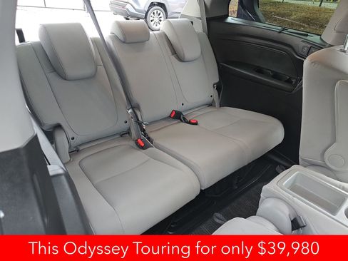Used 2024 Honda Odyssey Touring image 19