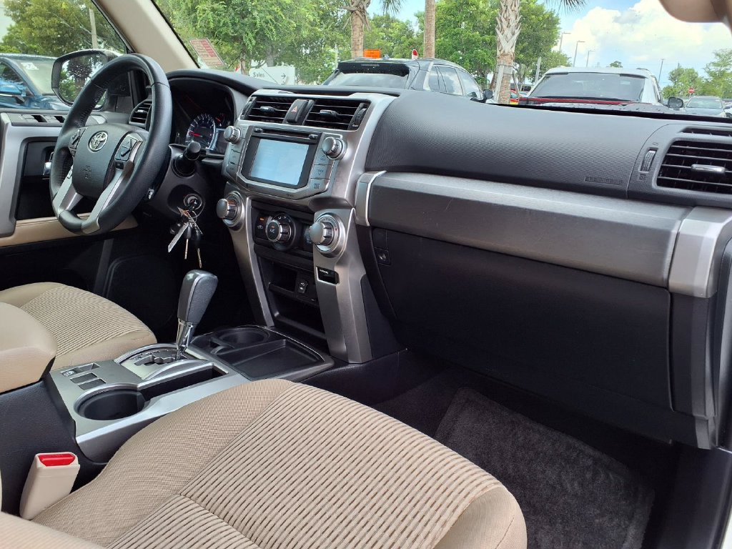 Used 2015 Toyota 4Runner SR5 RWD image 12