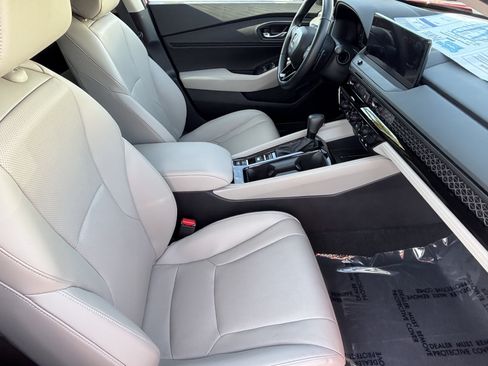 Certified 2026 Honda Accord EX-L image 9
