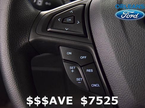 New 2024 Ford Edge SE w/ Black Appearance Package image 19