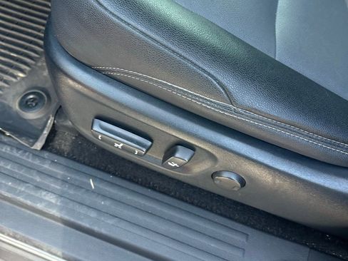 Used 2020 Toyota 4Runner SR5 Premium w/ Moonroof Package image 5