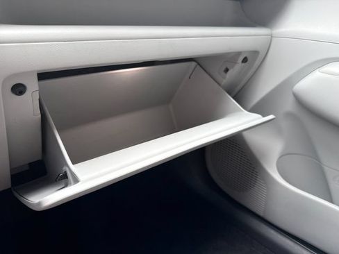 Certified 2024 Hyundai Kona SEL AWD/4WD image 37