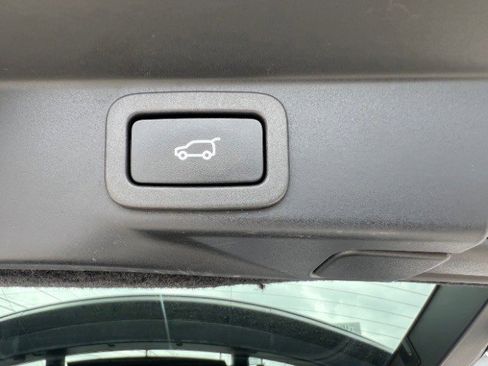 Used 2019 Land Rover Range Rover Sport HSE image 24