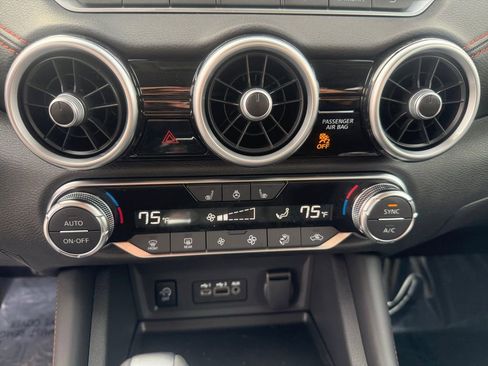 Certified 2025 Nissan Sentra SR w/ SR Premium Package image 23