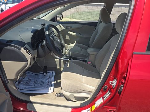 Used 2013 Toyota Corolla L FWD image 5