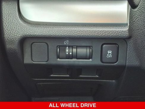 Used 2015 Subaru Impreza 2.0i AWD/4WD image 19