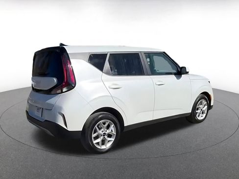 Used 2025 Kia Soul LX w/ LX Technology Package image 15