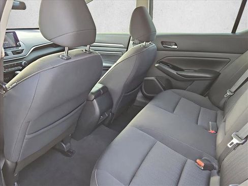 Used 2021 Nissan Altima 2.5 SV image 17