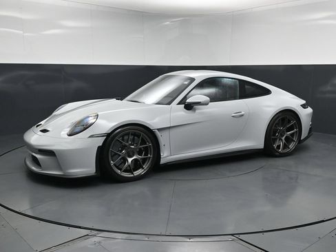 Certified 2024 Porsche 911 GT3 RS RWD image 1