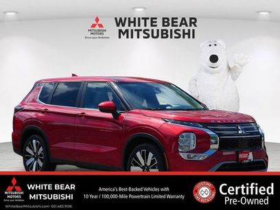 Used 2025 Mitsubishi Outlander SE