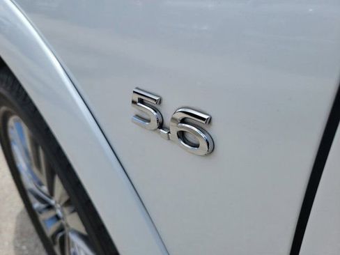 Used 2019 INFINITI QX80 Luxe w/ 22" Wheel Package RWD image 12