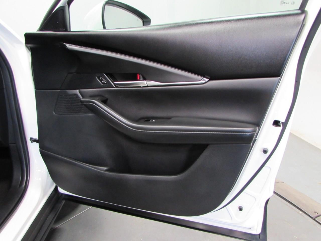 Used 2024 MAZDA CX-30 AWD 2.5 S w/ Preferred Package image 16