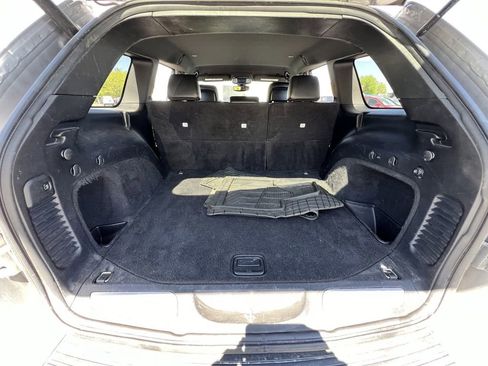 Used 2019 Jeep Grand Cherokee Limited AWD/4WD image 36