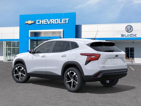 New 2026 Chevrolet Trax RS w/ Sunroof Package FWD image 21