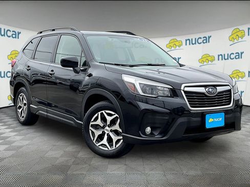 Used 2021 Subaru Forester Premium image 1