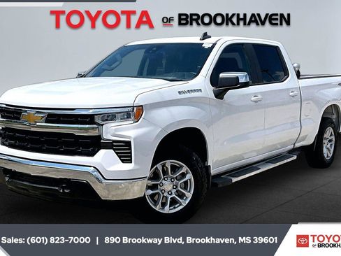 Used 2023 Chevrolet Silverado 1500 LT AWD/4WD image 10
