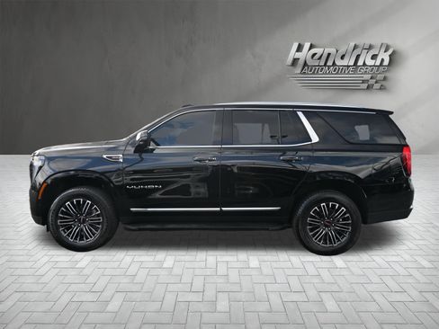 Used 2025 GMC Yukon Elevation w/ LPO, Floor Liner Package image 10