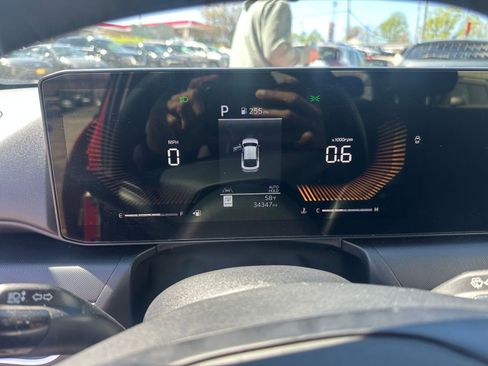 Used 2025 Kia K4 LXS image 38