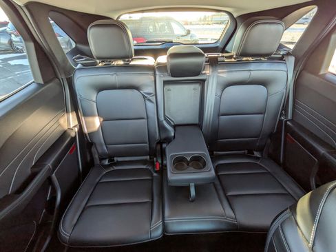 Used 2023 Ford Escape Platinum image 18